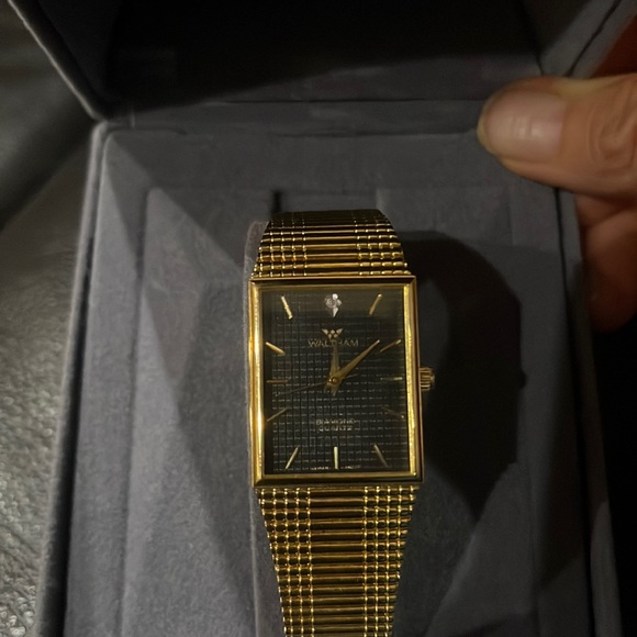 NWT, Waltham gold tone watch, - Picture 2 of 8